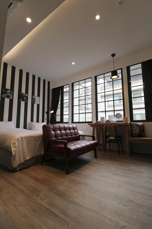 Pinestone Inn Ji'an Buitenkant foto
